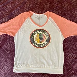 Women’s Retro Chicago Blackhawks Top, EUC, XS